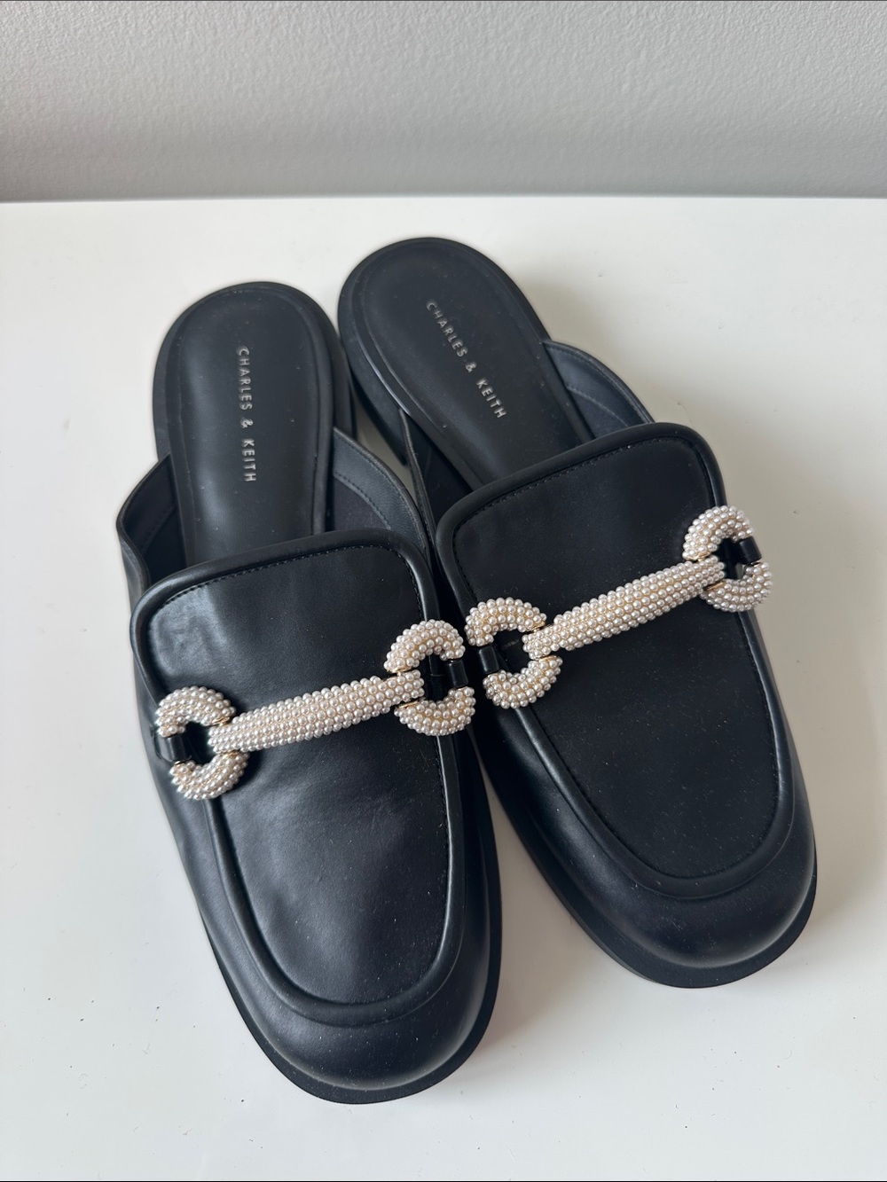 Charles & Keith Black Pearl-Chain Slip-On Mules